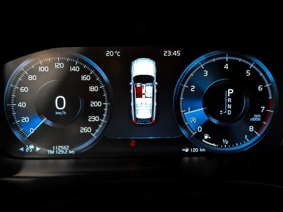 Б/У Вольво В90 Кросс Кантри 2017 года. Фото: #12