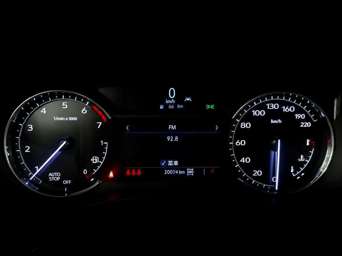 Б/У Кадиллак ИксТ6 2023 года. Фото: #12