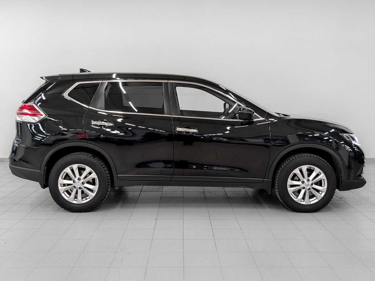 Б/У Ниссан Икс-Трейл 2018 года. Фото: #3