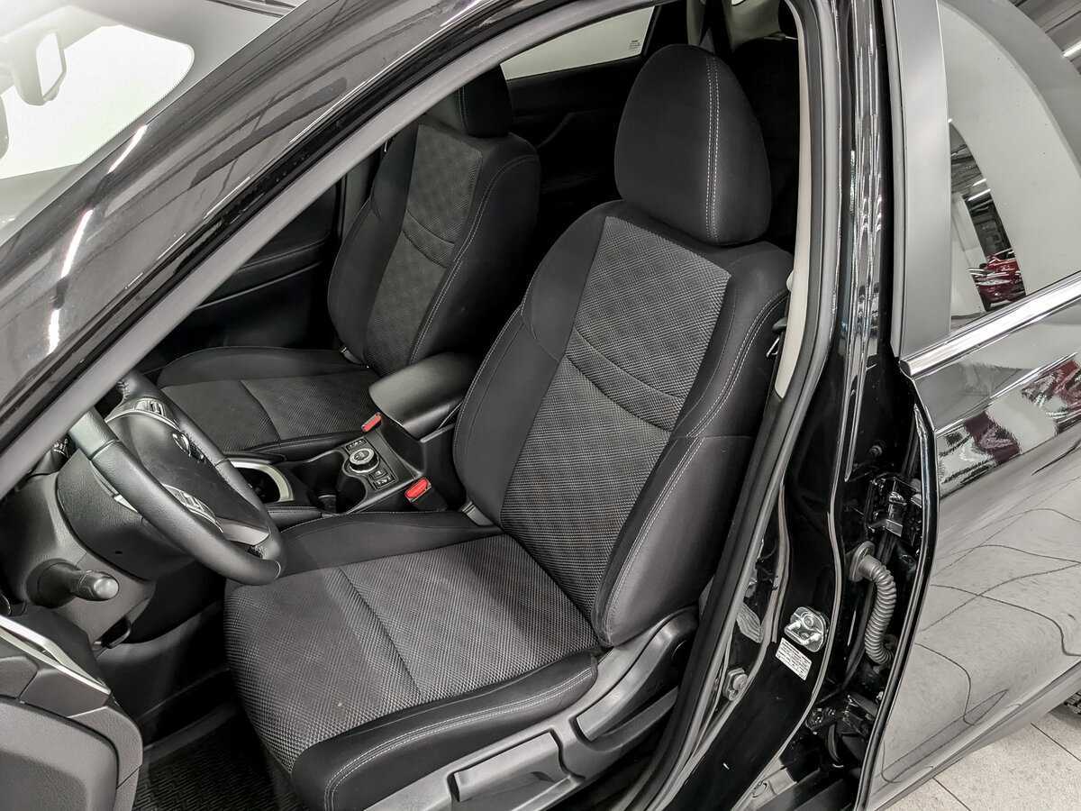 Б/У Ниссан Икс-Трейл 2018 года. Фото: #19