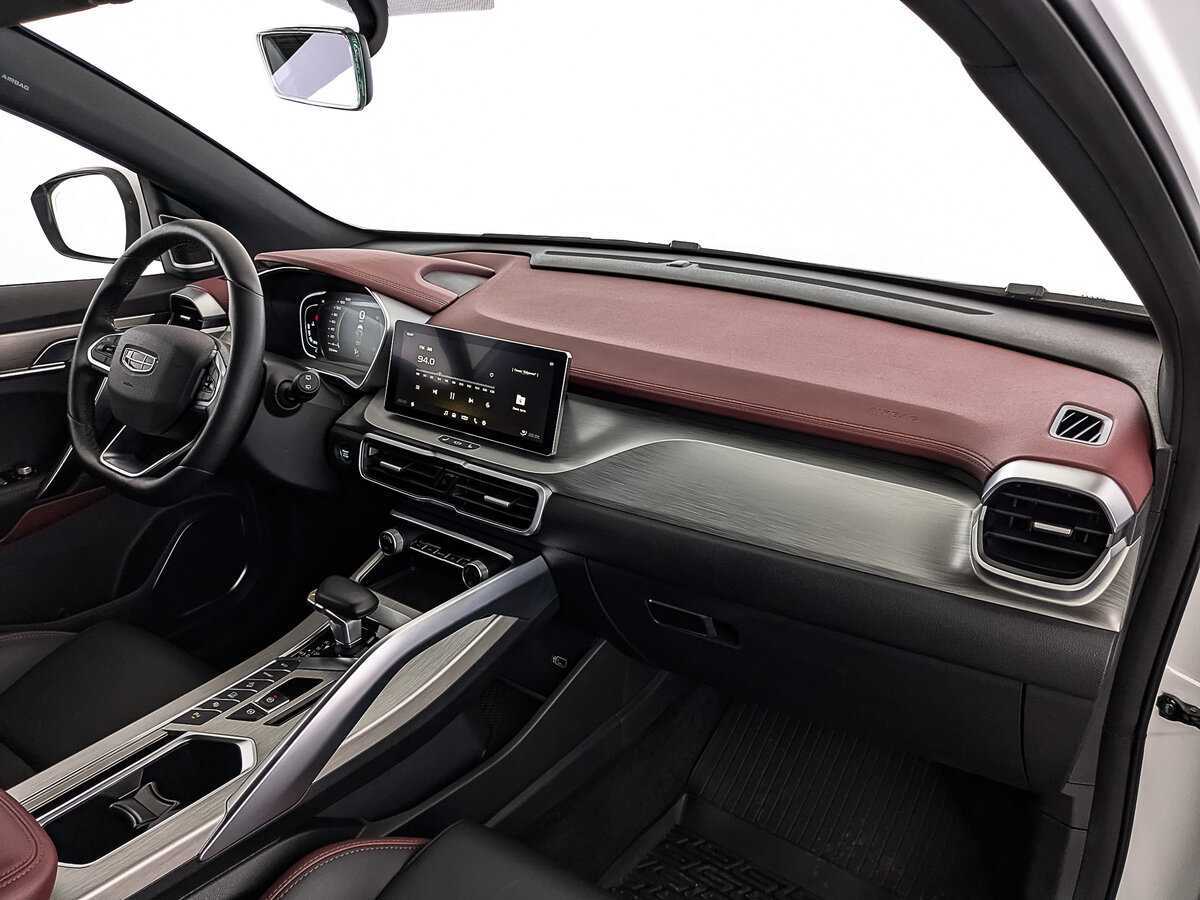 Б/У Джили Кулрэй 2023 года. Фото: #12