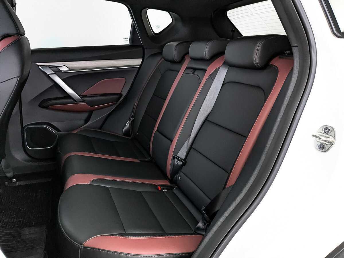 Б/У Джили Кулрэй 2023 года. Фото: #17