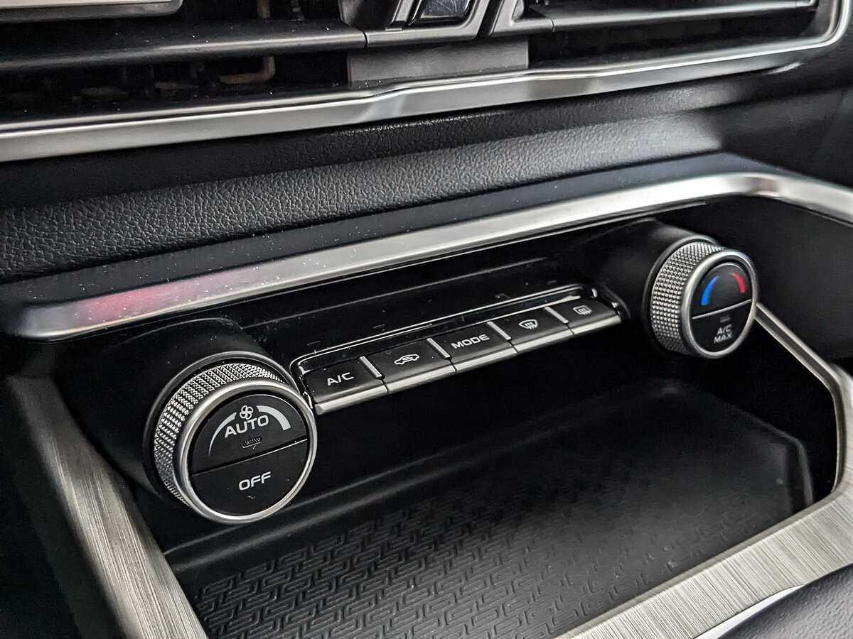 Б/У Джили Кулрэй 2023 года. Фото: #20