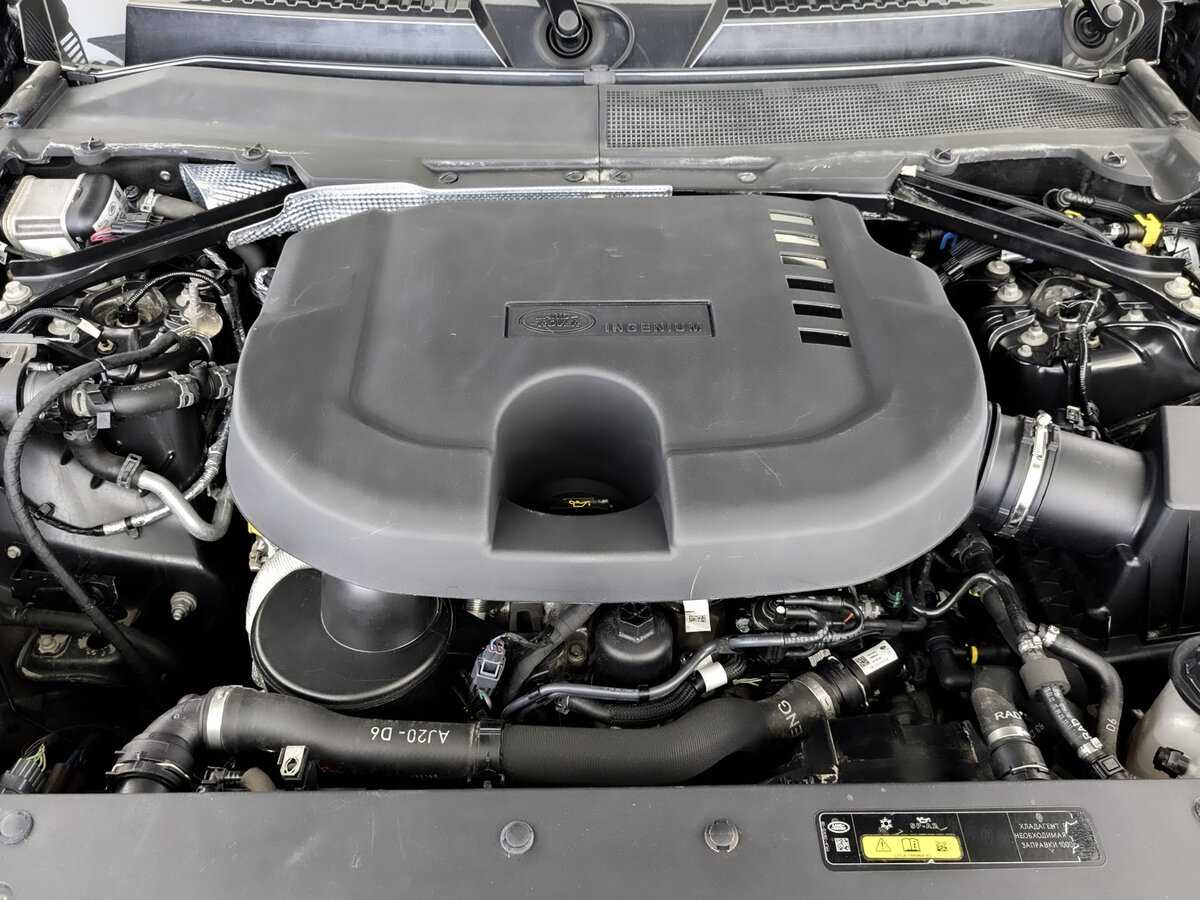 Б/У Лэнд Ровер Дефендер 2021 года. Фото: #8