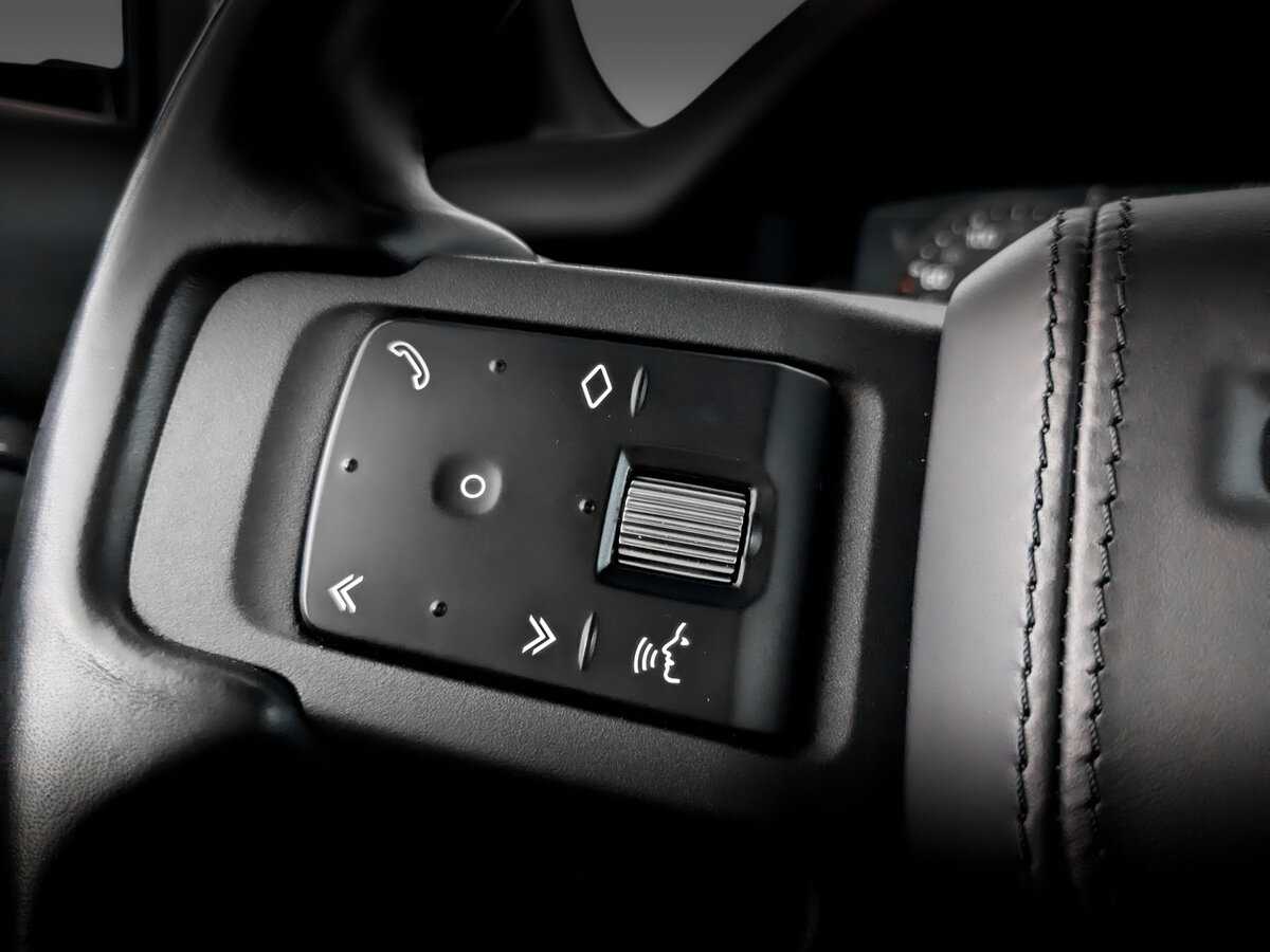 Б/У Лэнд Ровер Дефендер 2021 года. Фото: #27