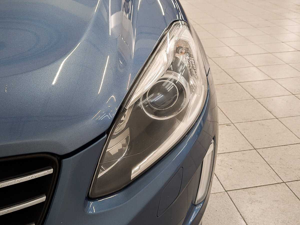 Б/У Вольво ИксЦ60 2015 года. Фото: #10