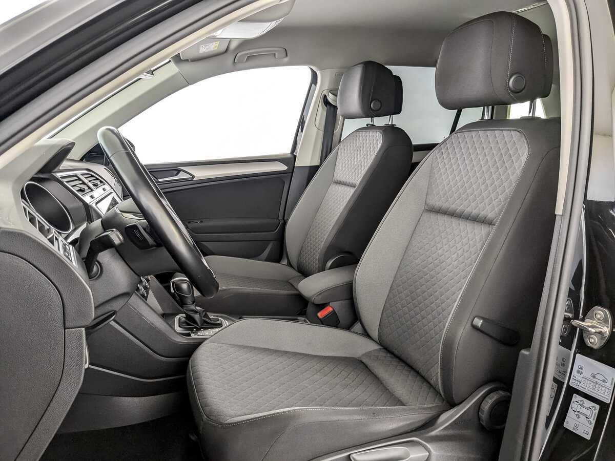 Б/У Фольксваген Тигуан 2020 года. Фото: #19