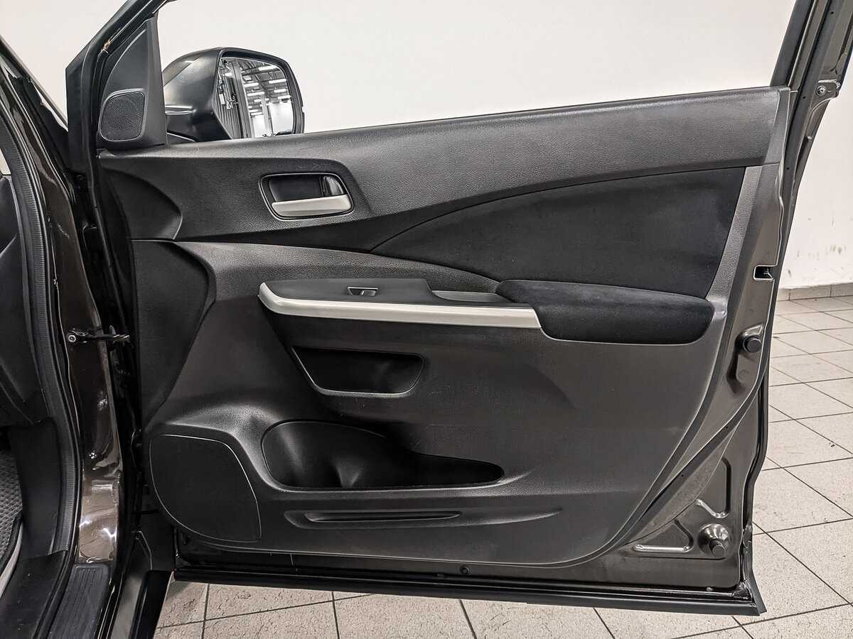 Б/У Хонда ЦР-В 2014 года. Фото: #23