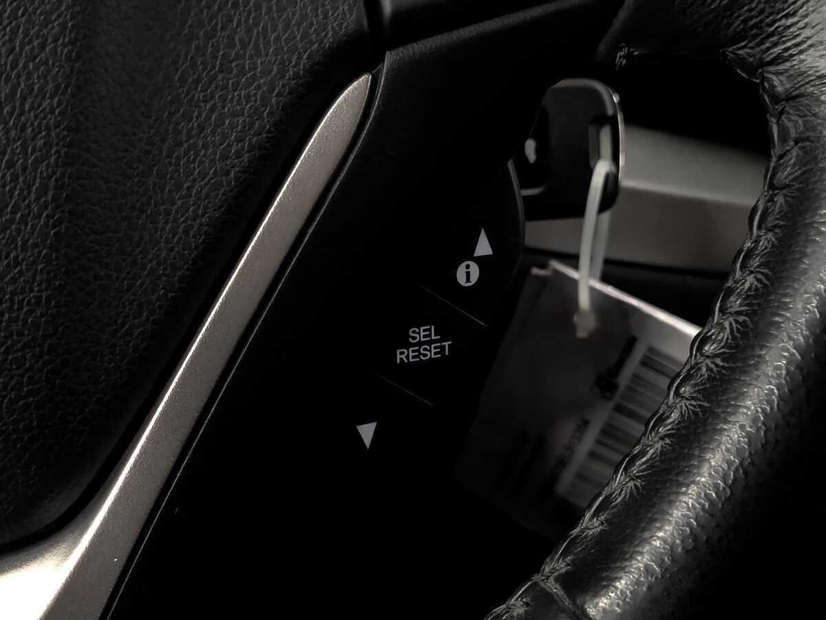 Б/У Хонда ЦР-В 2014 года. Фото: #27