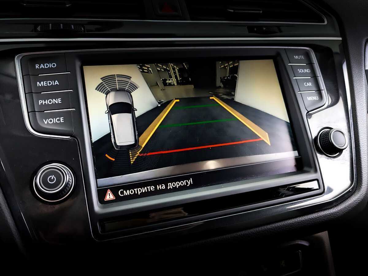 Б/У Фольксваген Тигуан 2017 года. Фото: #25