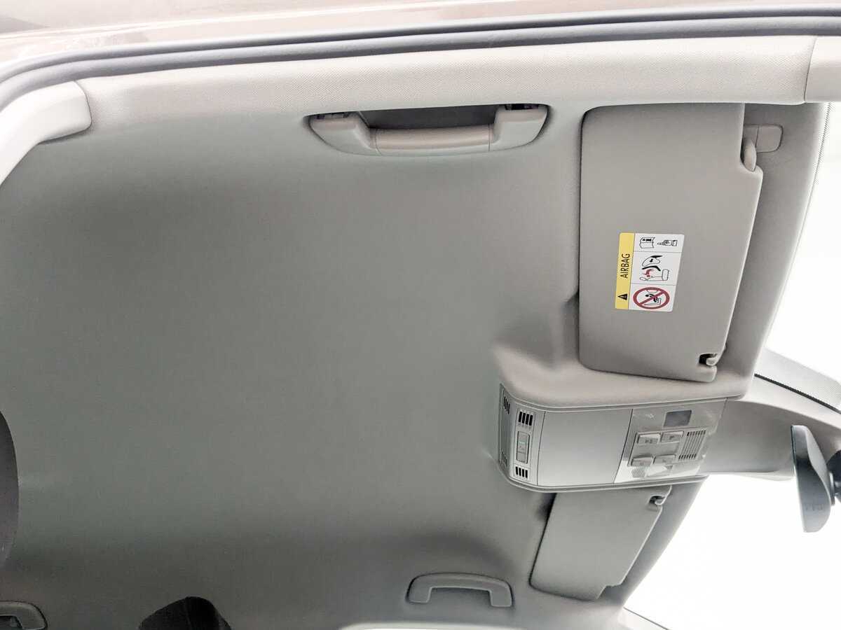 Б/У Фольксваген Тигуан 2019 года. Фото: #21