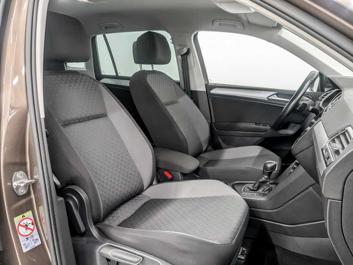 Б/У Фольксваген Тигуан 2019 года. Фото: #22