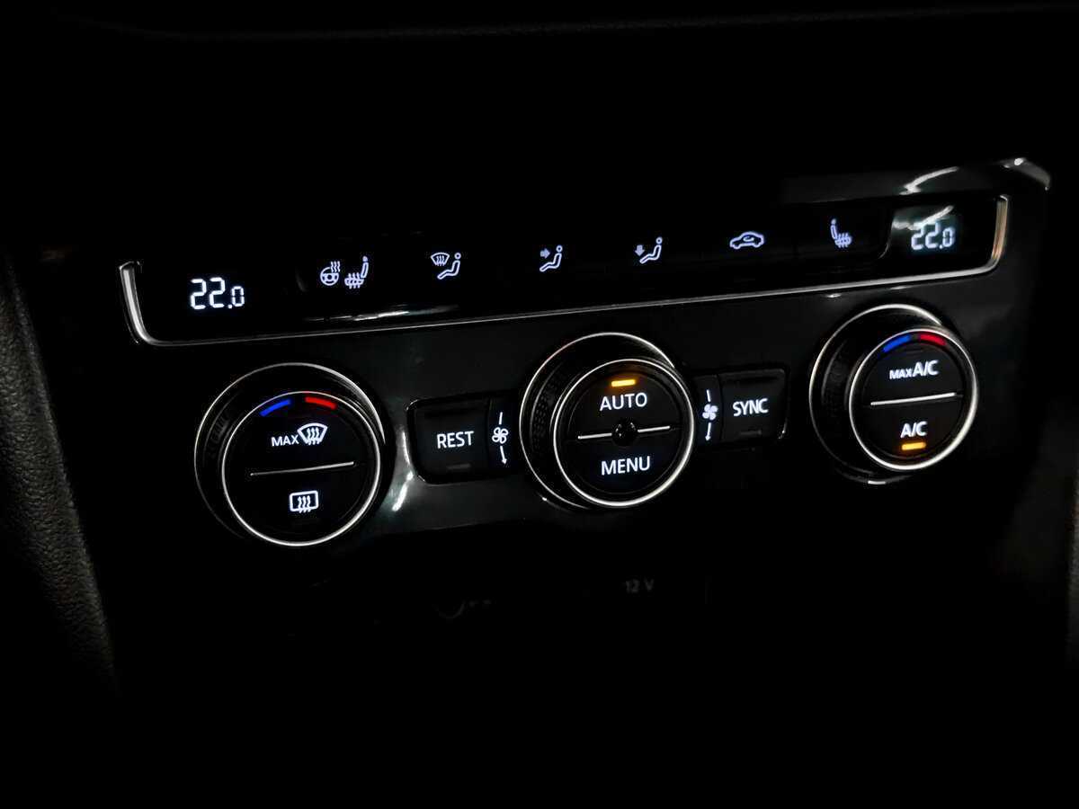 Б/У Фольксваген Тигуан 2019 года. Фото: #24