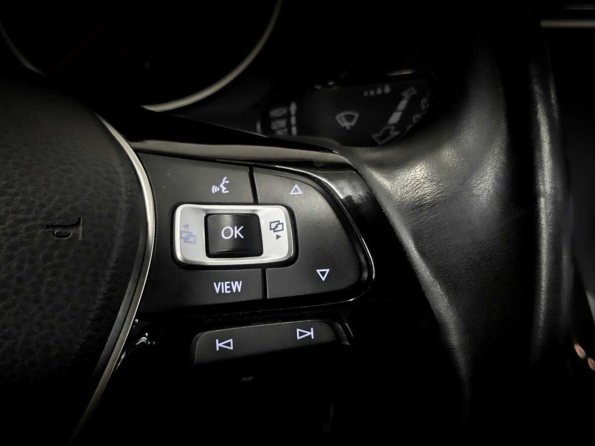 Б/У Фольксваген Тигуан 2019 года. Фото: #27