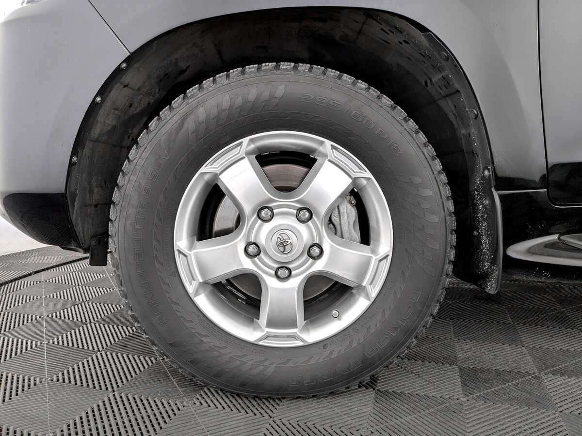 Б/У Тойота Лэнд Крузер 2020 года. Фото: #17