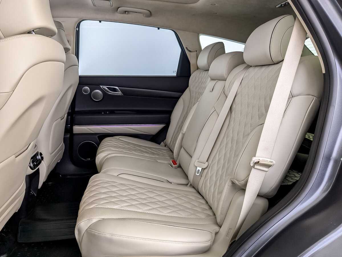 Б/У Генезис ГВ80 2021 года. Фото: #11