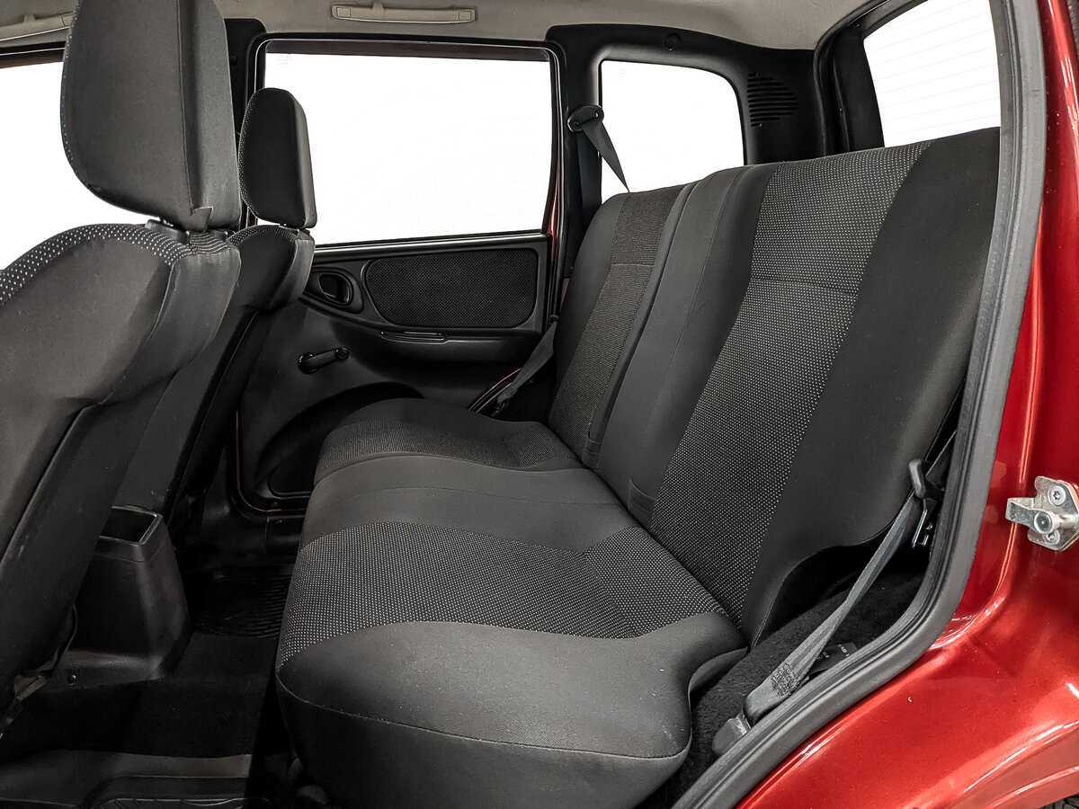 Б/У Шевроле Нива 2015 года. Фото: #16