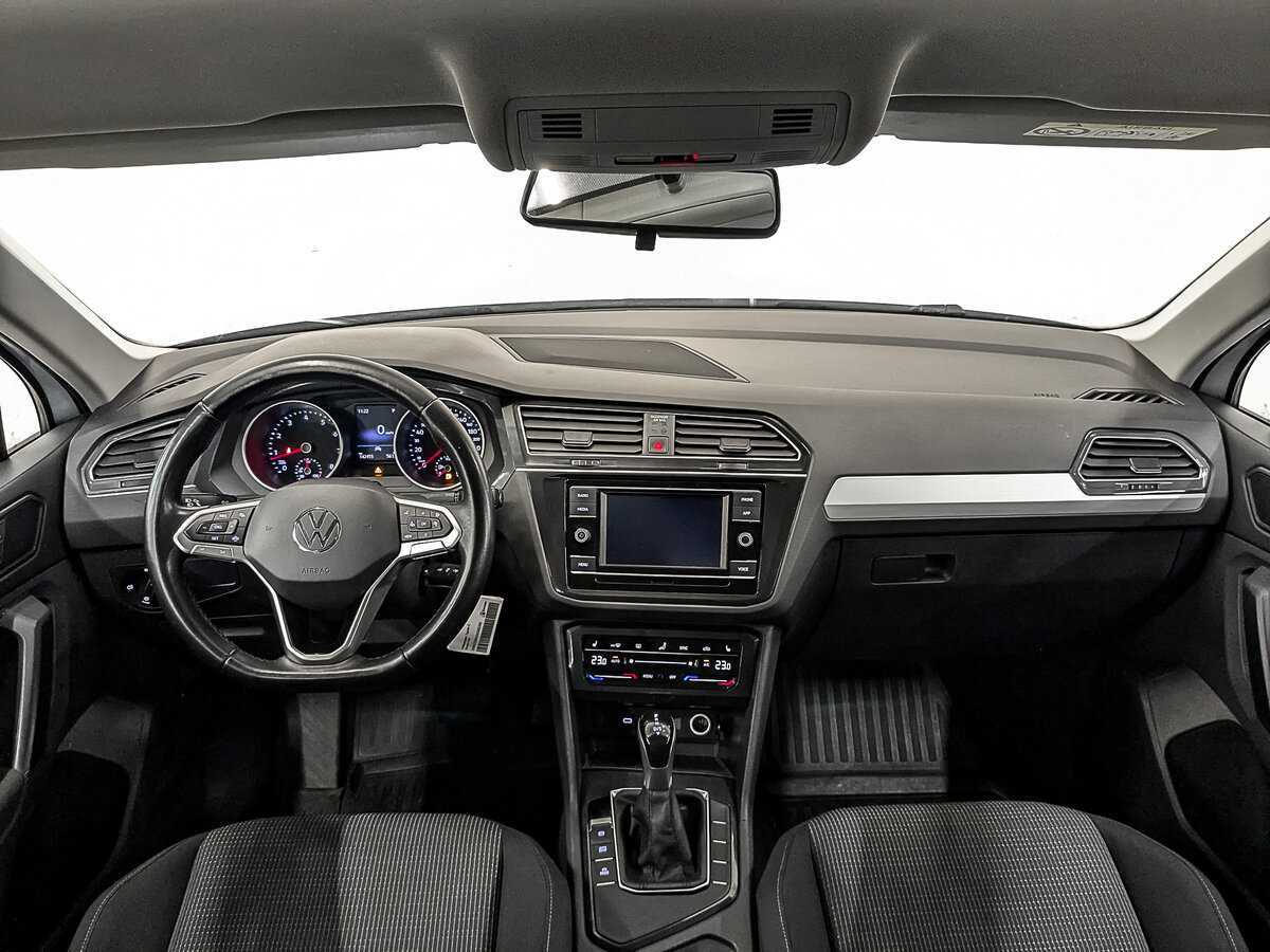 Б/У Фольксваген Тигуан 2021 года. Фото: #13