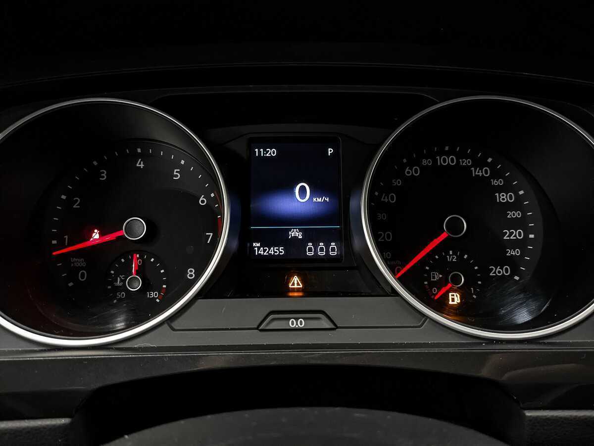 Б/У Фольксваген Тигуан 2021 года. Фото: #15