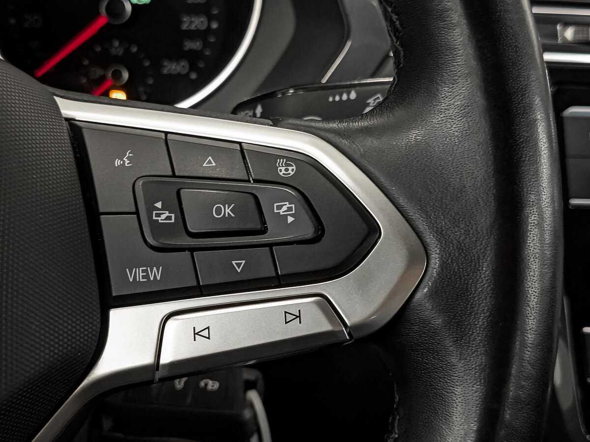 Б/У Фольксваген Тигуан 2021 года. Фото: #26