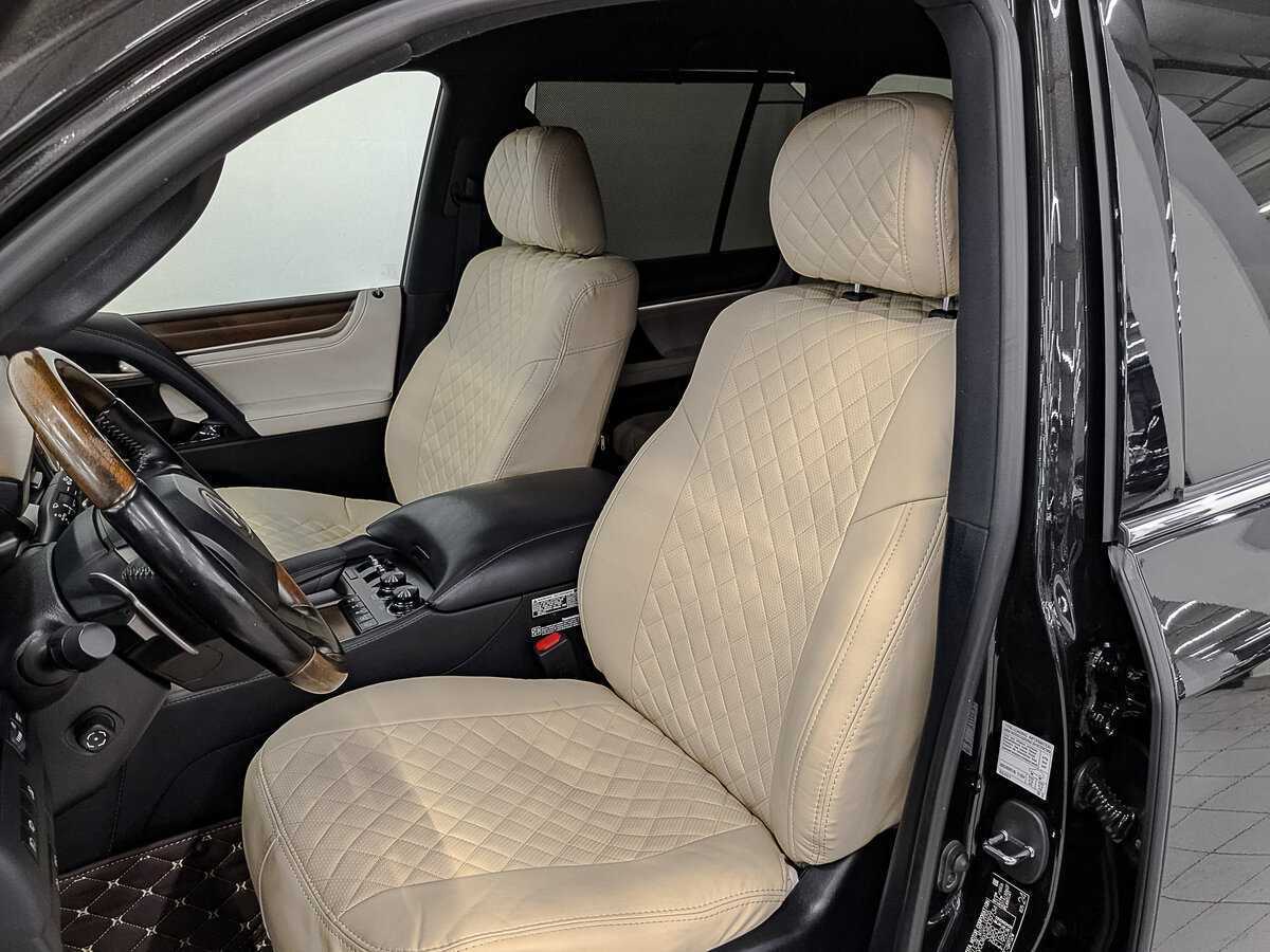 Б/У Лексус Л-Икс 2018 года. Фото: #19