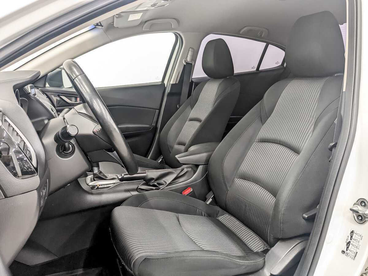 Б/У Мазда 3 2014 года. Фото: #19