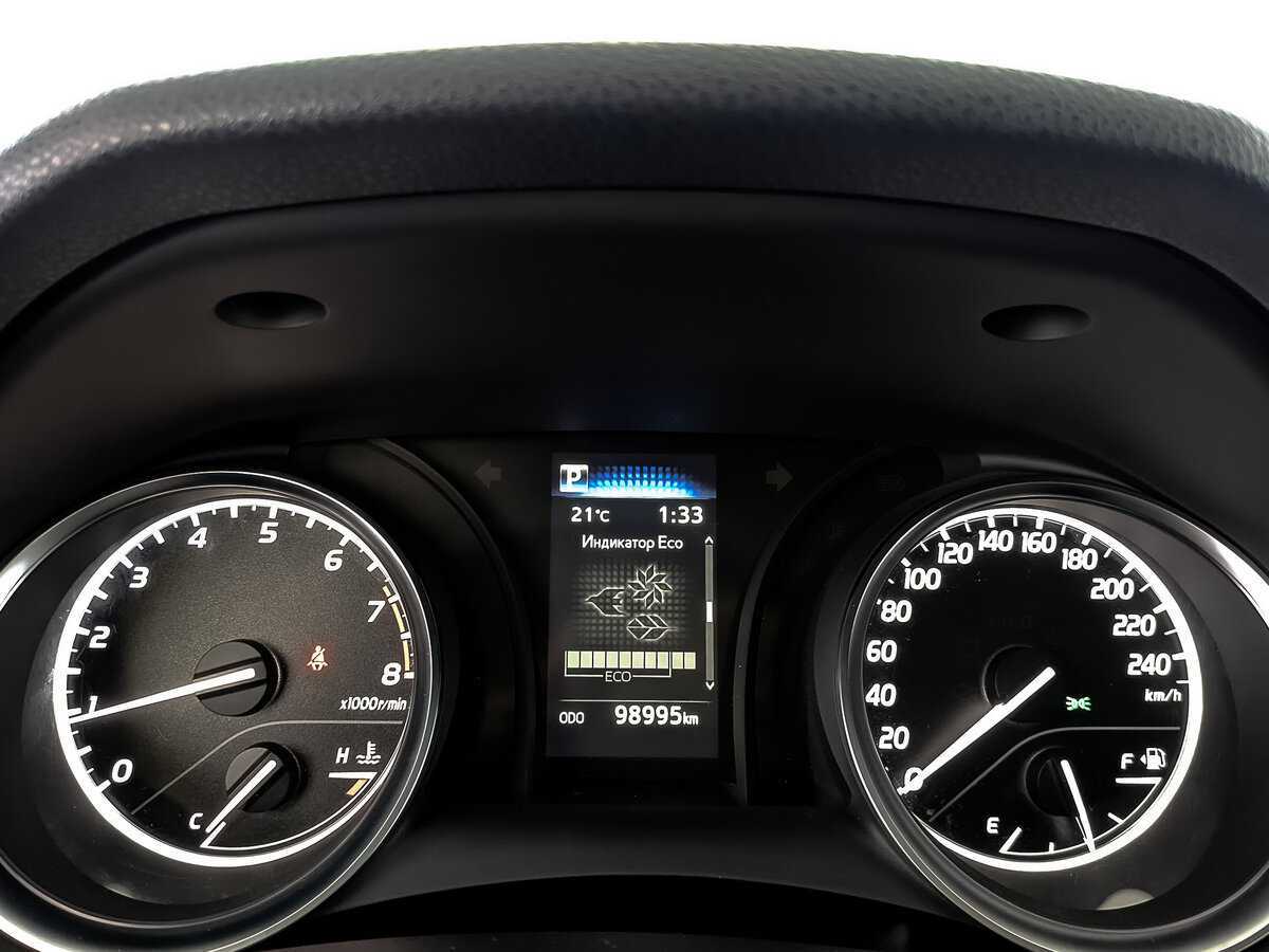 Б/У Тойота Камри 2021 года. Фото: #15