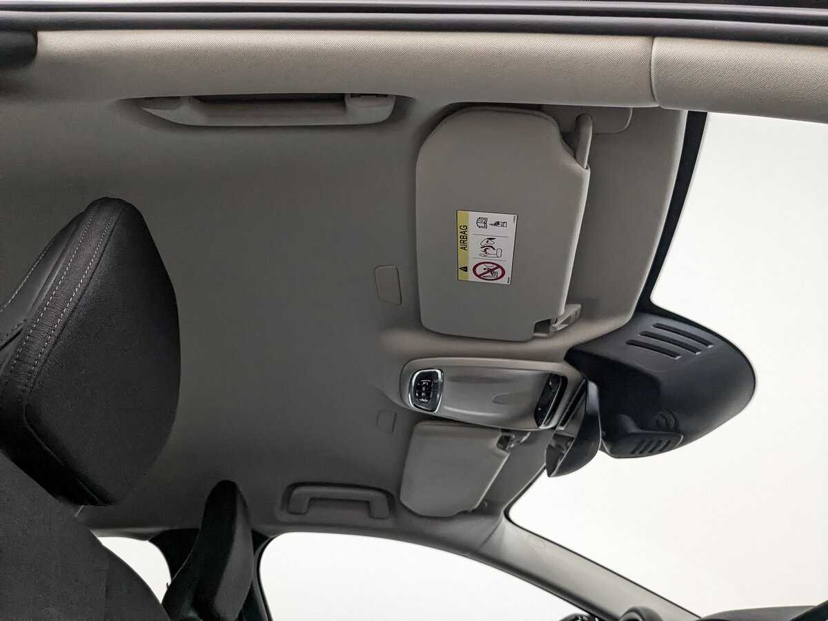 Б/У Вольво В90 Кросс Кантри 2019 года. Фото: #19