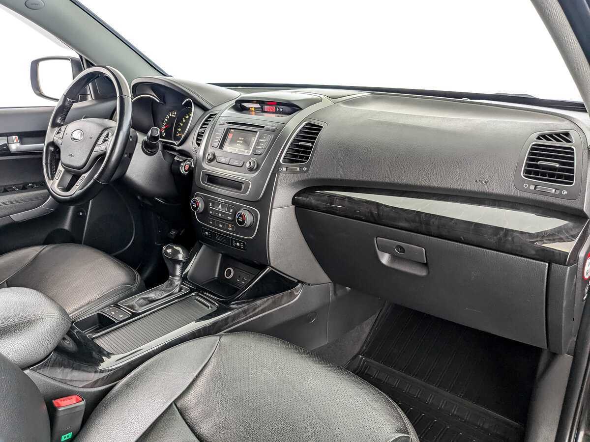 Б/У Киа Соренто 2017 года. Фото: #10