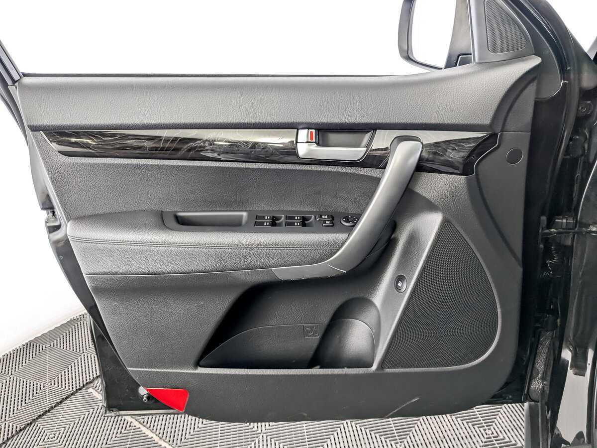 Б/У Киа Соренто 2017 года. Фото: #18