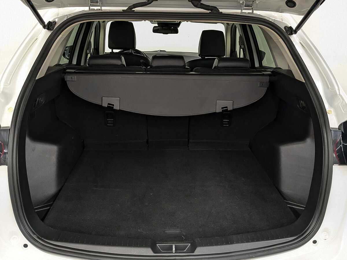 Б/У Мазда Ц-Икс-5 2016 года. Фото: #9