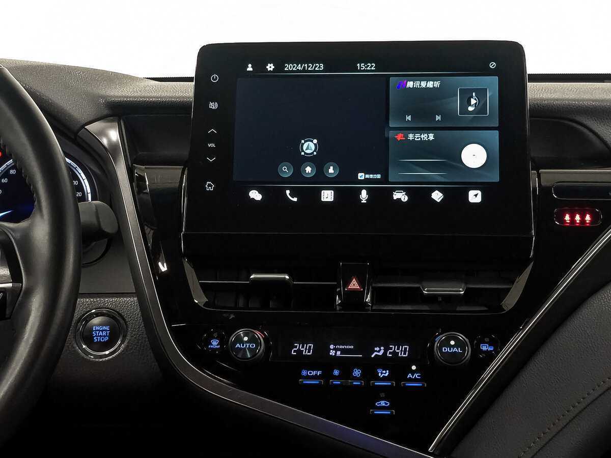 Б/У Тойота Камри 2023 года. Фото: #16