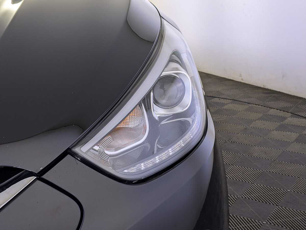 Б/У Хендай ай-икс35 2015 года. Фото: #10