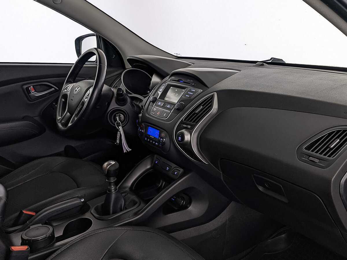 Б/У Хендай ай-икс35 2015 года. Фото: #12