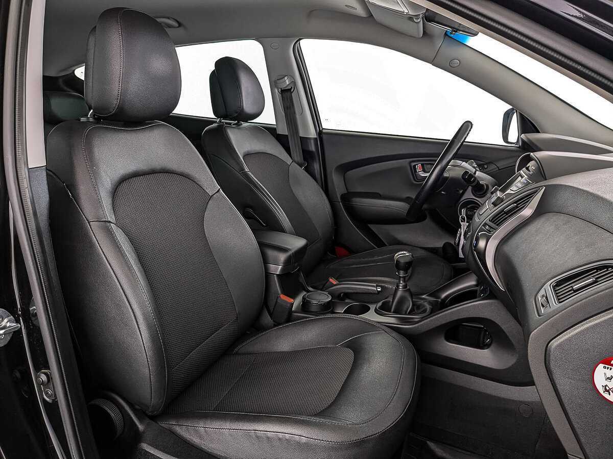 Б/У Хендай ай-икс35 2015 года. Фото: #23