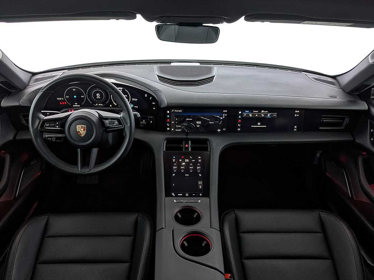 Б/У Порш Taycan 2021 года. Фото: #13