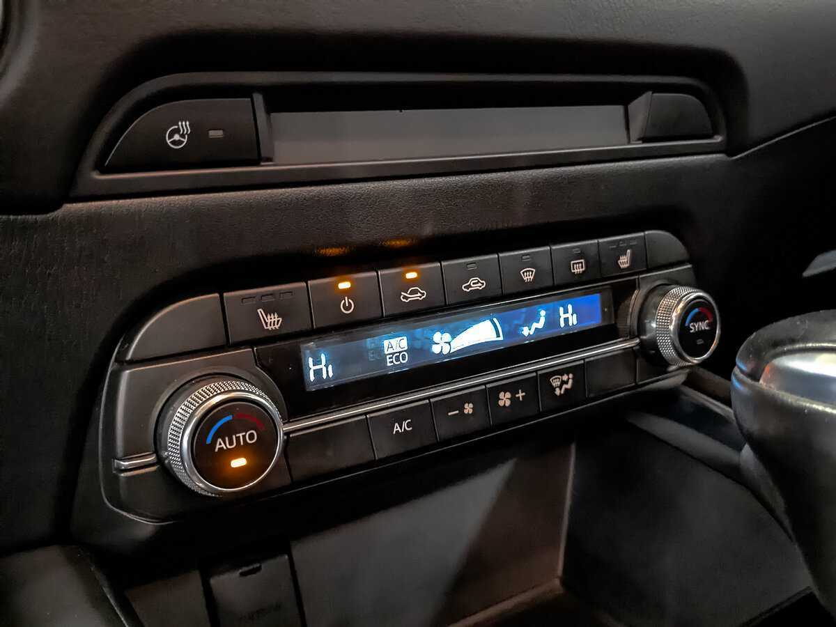 Б/У Мазда Ц-Икс-5 2021 года. Фото: #20