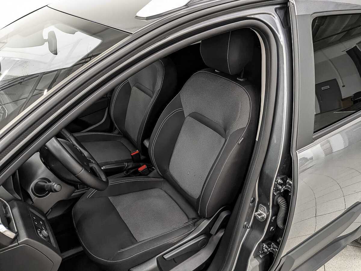 Б/У Рено Дастер 2021 года. Фото: #19