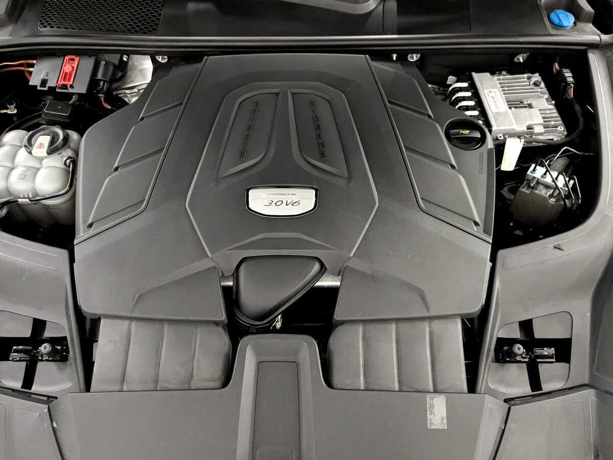 Б/У Порш Кайен 2018 года. Фото: #8