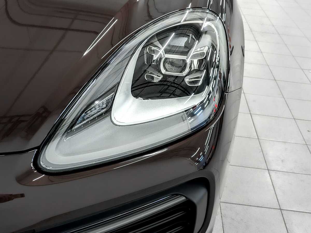 Б/У Порш Кайен 2018 года. Фото: #16