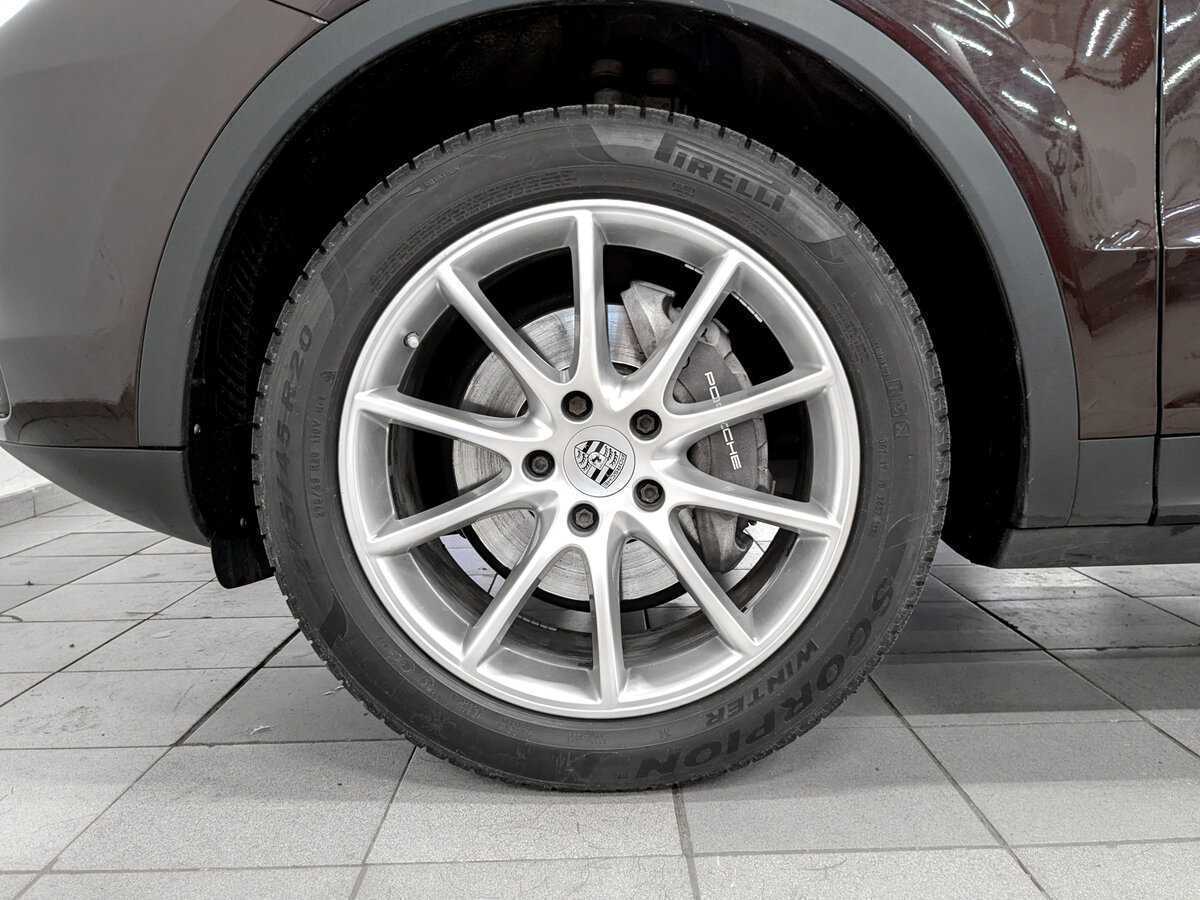 Б/У Порш Кайен 2018 года. Фото: #17