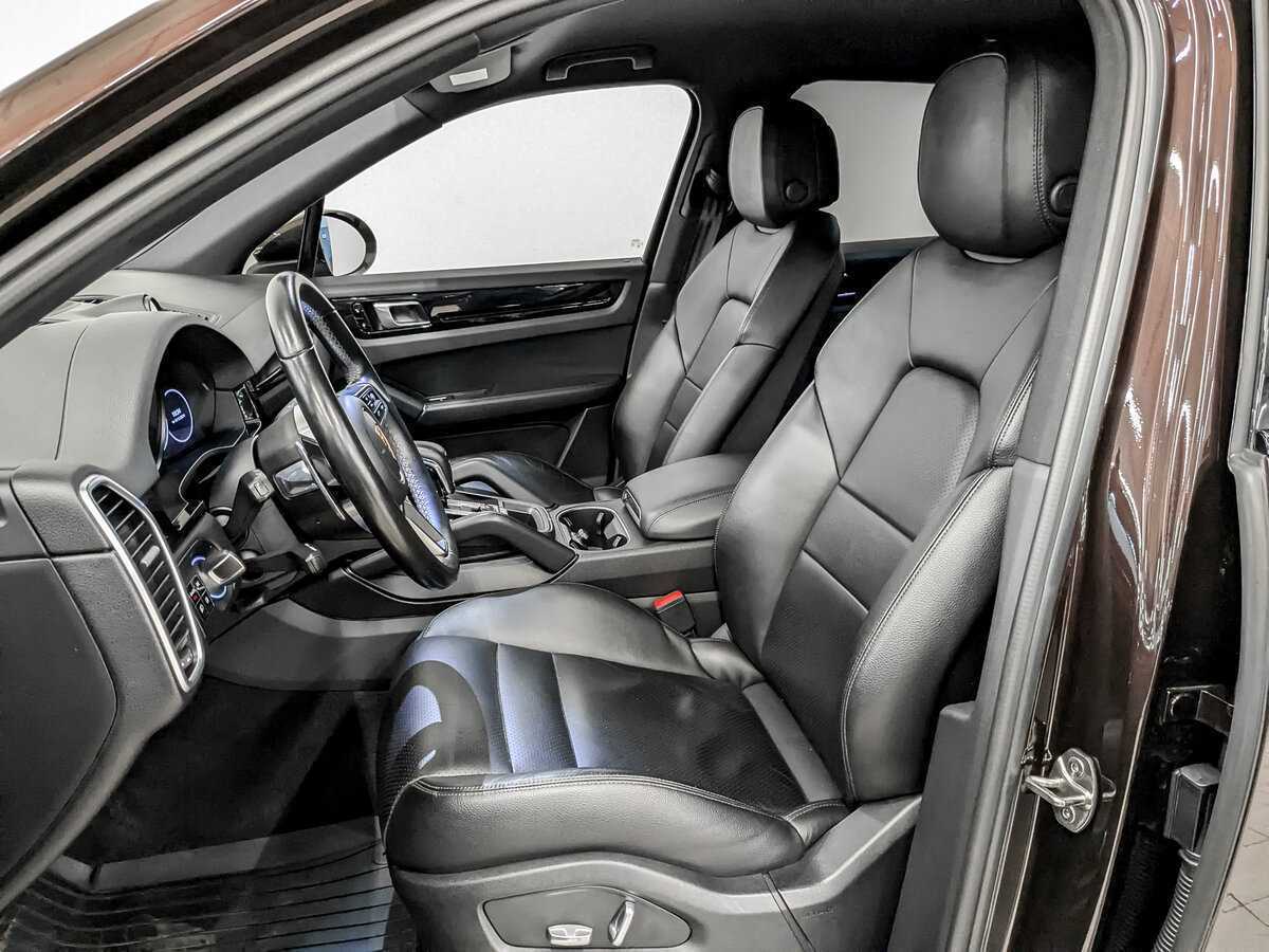 Б/У Порш Кайен 2018 года. Фото: #19