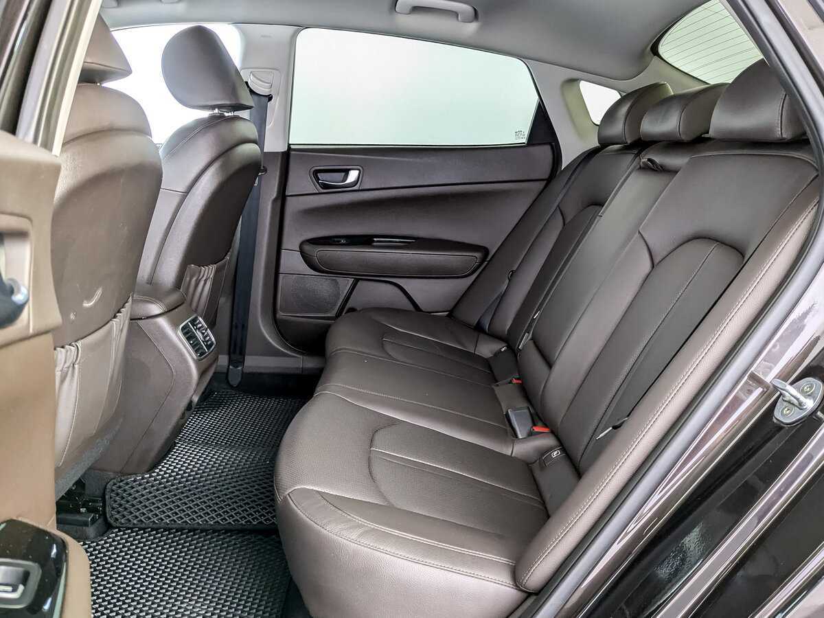 Б/У Киа Оптима 2018 года. Фото: #11