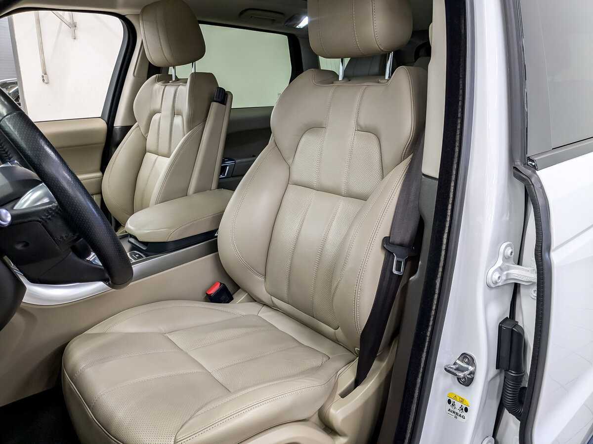 Б/У Лэнд Ровер Рэнж Ровер Спорт 2017 года. Фото: #18