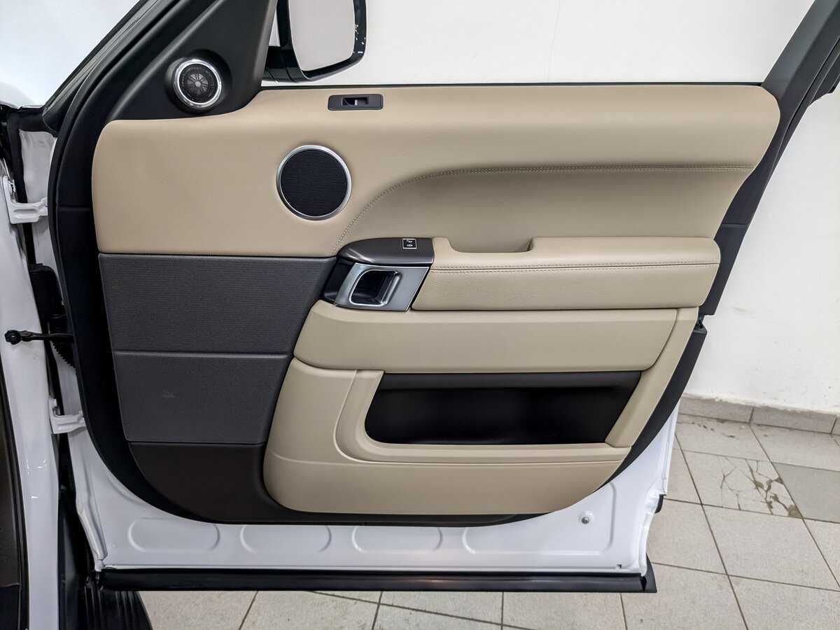 Б/У Лэнд Ровер Рэнж Ровер Спорт 2017 года. Фото: #23