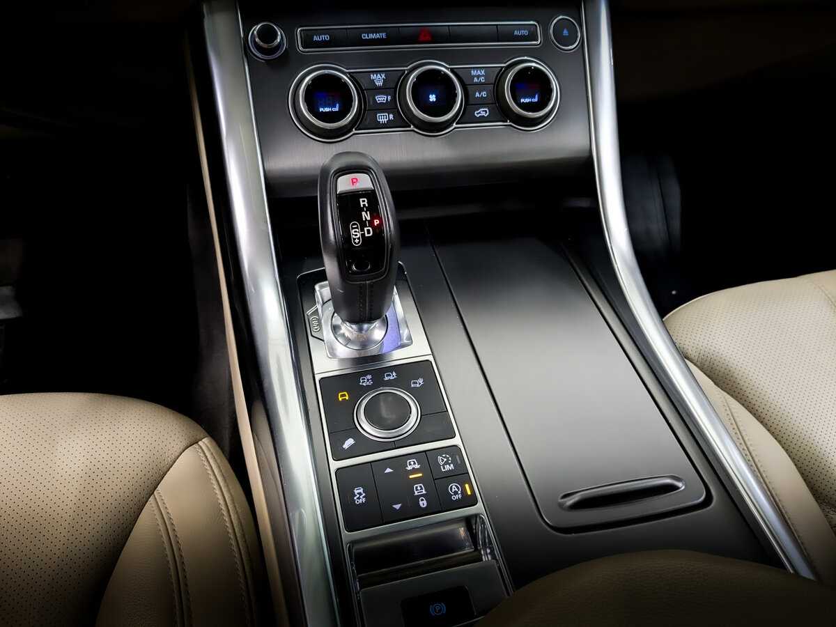 Б/У Лэнд Ровер Рэнж Ровер Спорт 2017 года. Фото: #25