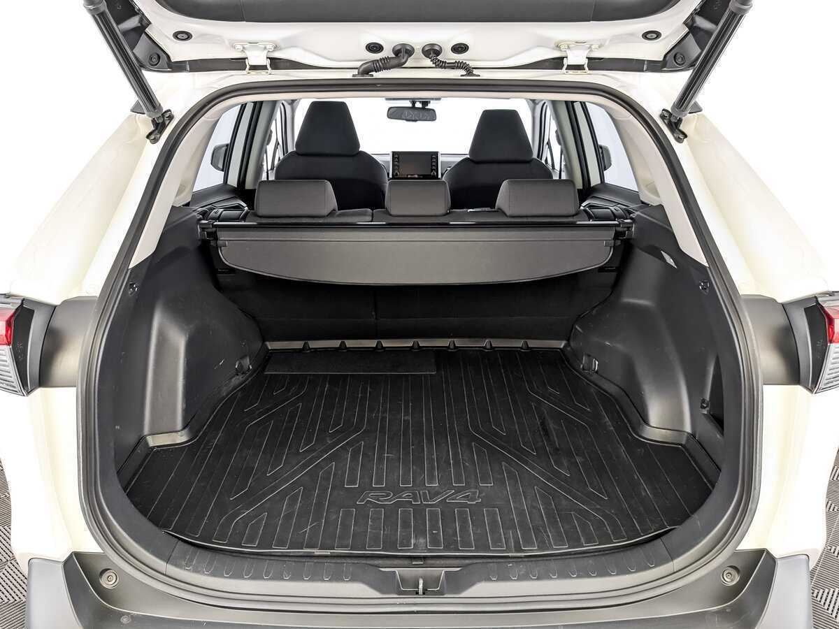 Б/У Тойота Рав4 2021 года. Фото: #9