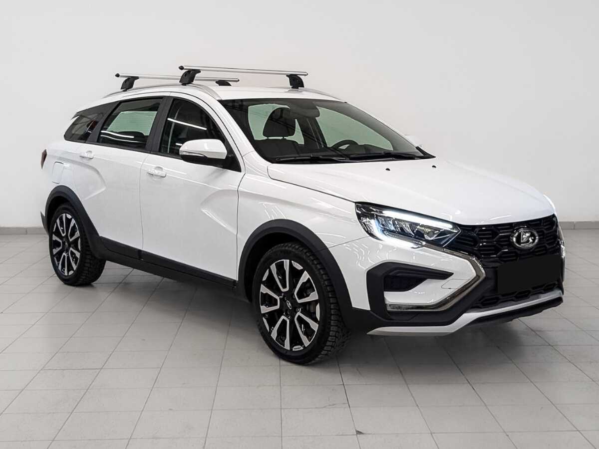 Б/У Лада (ВАЗ) Веста 2024 года. Фото: #2