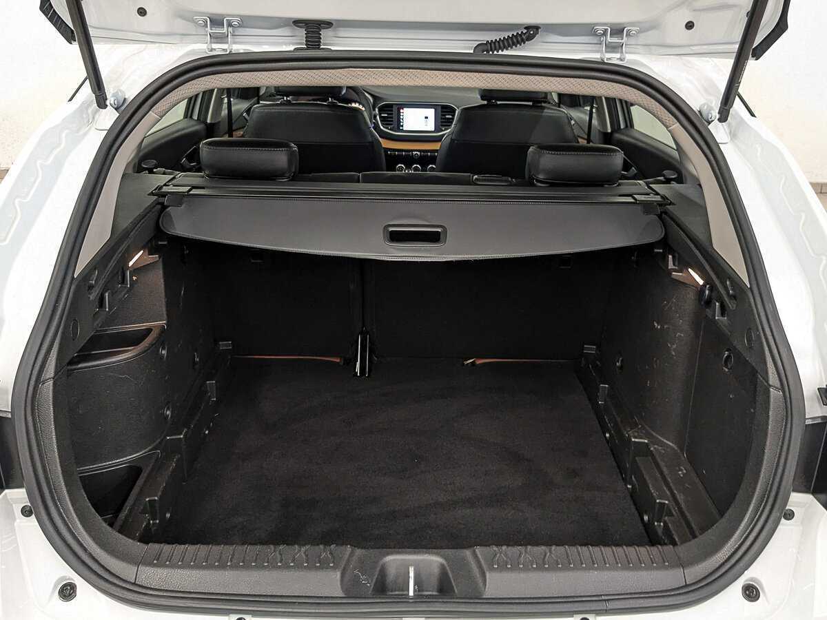 Б/У Лада (ВАЗ) Веста 2024 года. Фото: #9