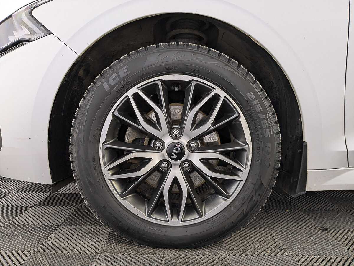 Б/У Киа К5 2021 года. Фото: #11